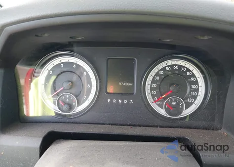 2015 Ram 1500 Express из США, поврежденный, VIN 3C6JR7AT3FG612300